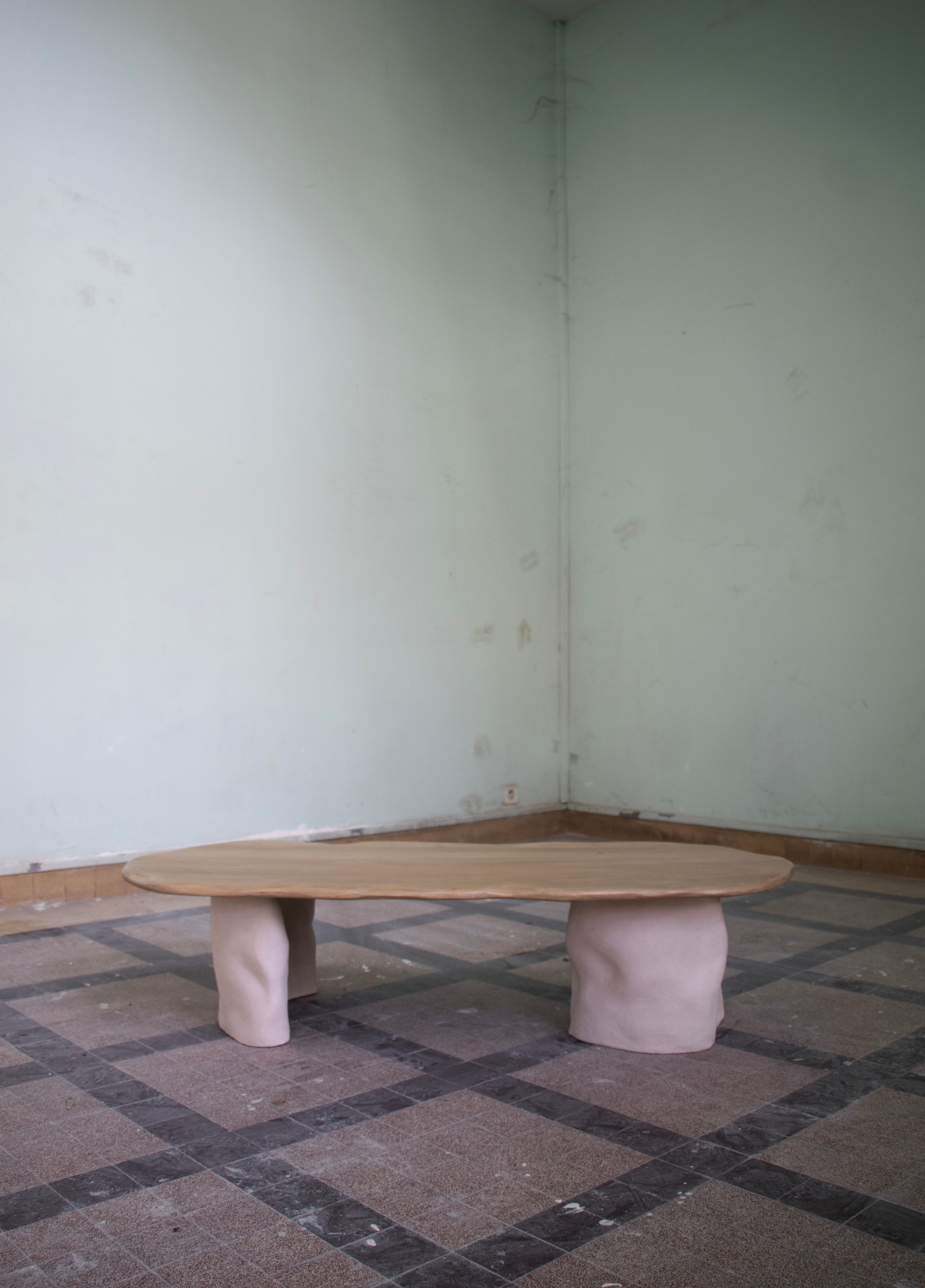 Table Noa
